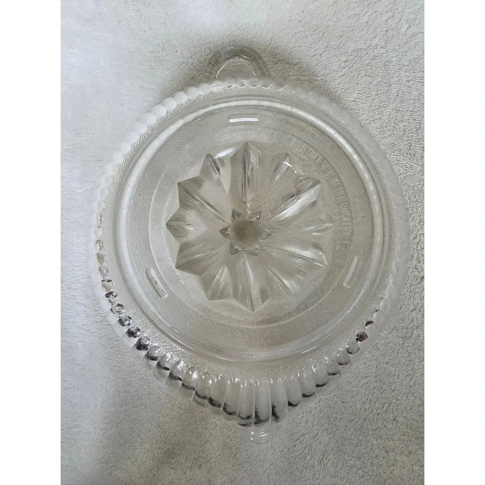 Vintage Clear Glass Citrus Juicer Reamer Ribbed Bowl with Spout and Handle